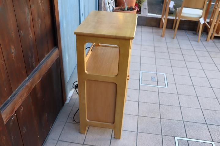 値下げ/国内老舗家具メーカーkarimoku(カリモク家具)の電話台/シンプル
