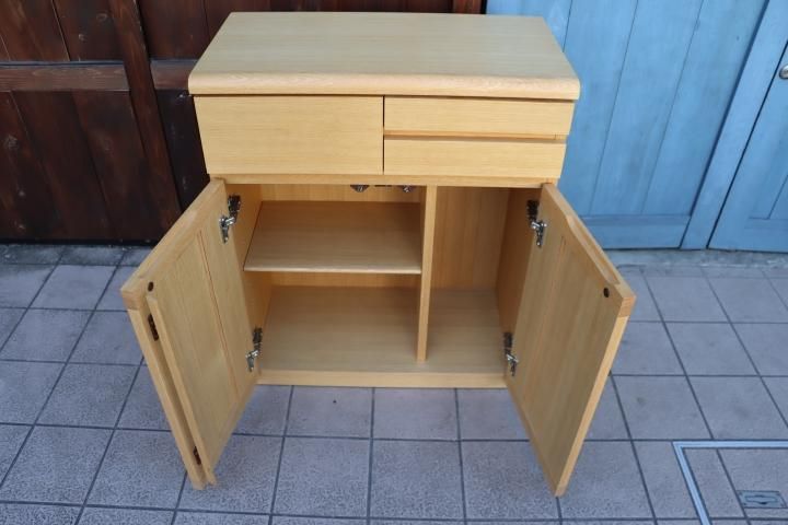 IDC大塚家具☆有限会社加藤木工☆サイドボード - キャビネット