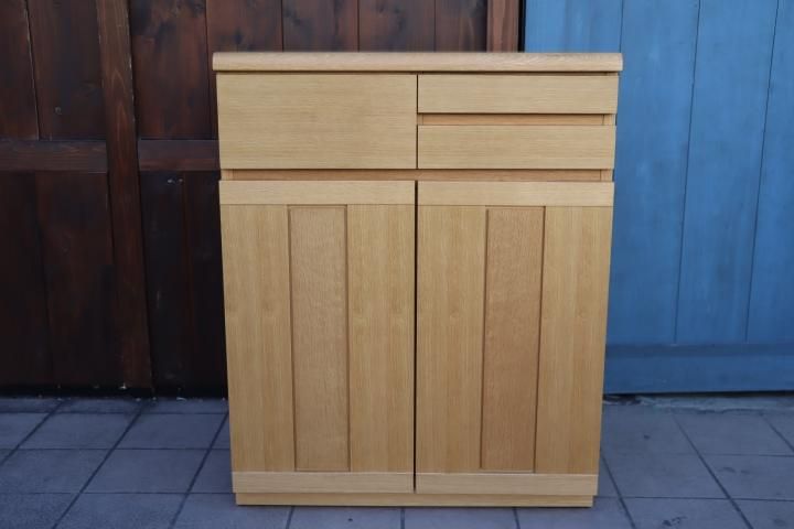IDC OTSUKA(大塚家具)で取り扱われているメーカー加藤木工のEST