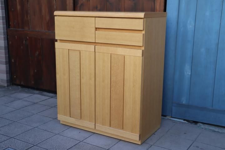 IDC OTSUKA(大塚家具)で取り扱われているメーカー加藤木工のEST IDC OTSUKA(大塚家具)で取り扱われているメーカー加藤木工のEST