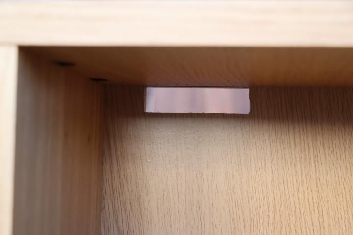 人気のMUJI(無印良品)のオーク材 薄型ラック・16cm・コーナー用 人気のMUJI(無印良品)のオーク材 薄型ラック・16cm・コーナー用