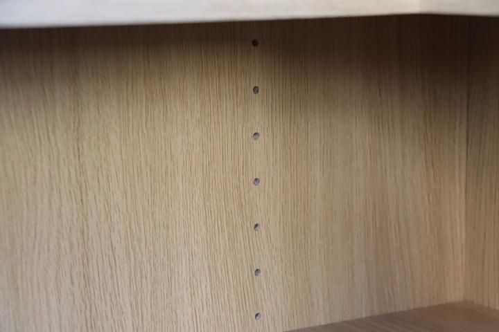 人気のMUJI(無印良品)のオーク材 薄型ラック・16cm・コーナー用 人気のMUJI(無印良品)のオーク材 薄型ラック・16cm・コーナー用