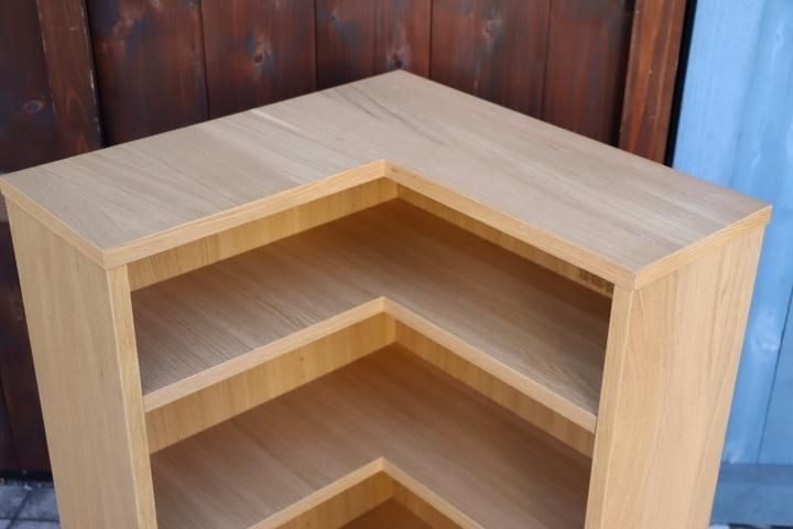 人気のMUJI(無印良品)のオーク材 薄型ラック・16cm・コーナー用 人気のMUJI(無印良品)のオーク材 薄型ラック・16cm・コーナー用