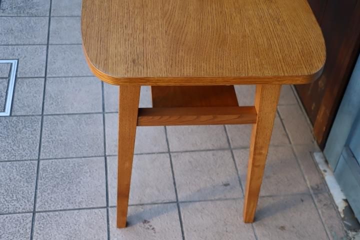 人気のunicoウニコのKURT(クルト)シリーズのカフェテーブルです 人気のunicoウニコのKURT(クルト)シリーズのカフェテーブルです