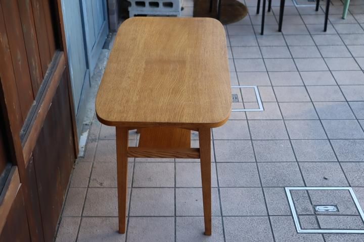 人気のunicoウニコのKURT(クルト)シリーズのカフェテーブルです 人気のunicoウニコのKURT(クルト)シリーズのカフェテーブルです