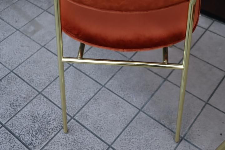 イタリアのブランドCalligaris(カリガリス)社のcFIFTIES