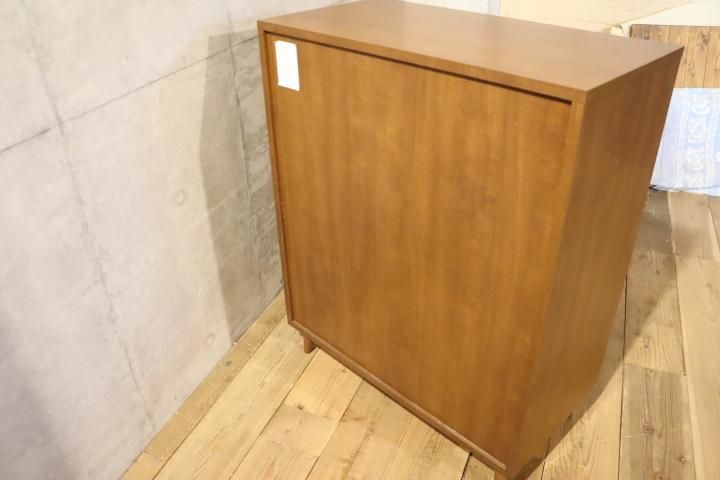 B-COMPANY(ビーカンパニー)で取り扱われていた5段チェストです B-COMPANY(ビーカンパニー)で取り扱われていた5段チェストです