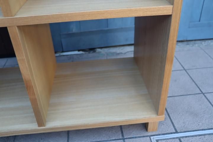 人気の無印良品(MUJI)の木製シェルフ2×2/タモ材 ナチュラルです 人気の無印良品(MUJI)の木製シェルフ2×2/タモ材 ナチュラルです