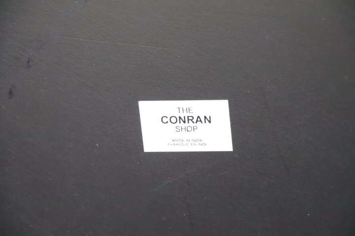 THE CONRAN SHOP(コンランショップ)で取り扱われていたウォールミラー 3点セット です。シンプルでスタイリッシュなデザイン。コンパクトなサイズは寝室や玄関などにもおススメの壁掛け鏡。 - kokoelma -ココエルマ-  雑貨・中古家具・北欧家具・アンティーク家具の通販 ...