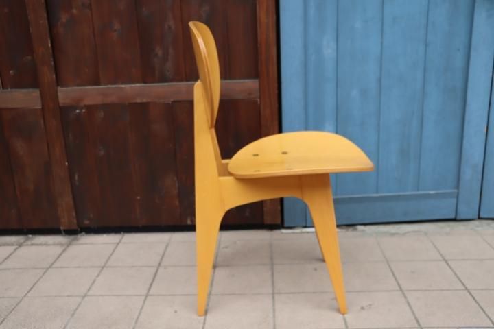 IDEE(イデー)で取り扱われている長大作デザインのダイニング IDEE(イデー)で取り扱われている長大作デザインのダイニング