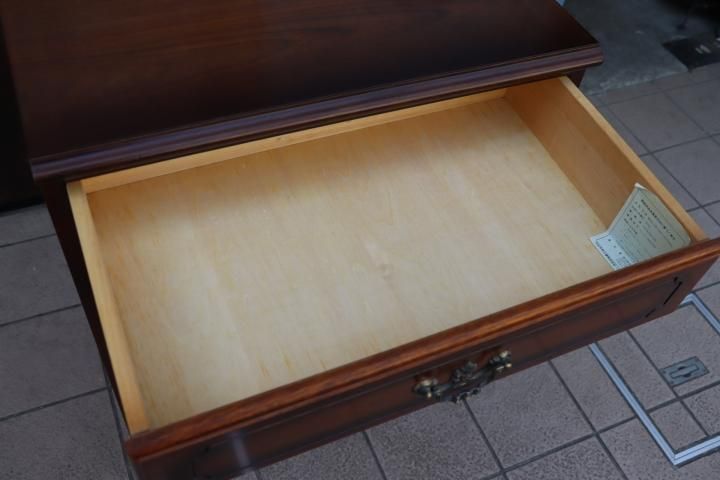 Karimoku(カリモク家具)の人気シリーズCOLONIAL(コロニアル)の Karimoku(カリモク家具)の人気シリーズCOLONIAL(コロニアル)の