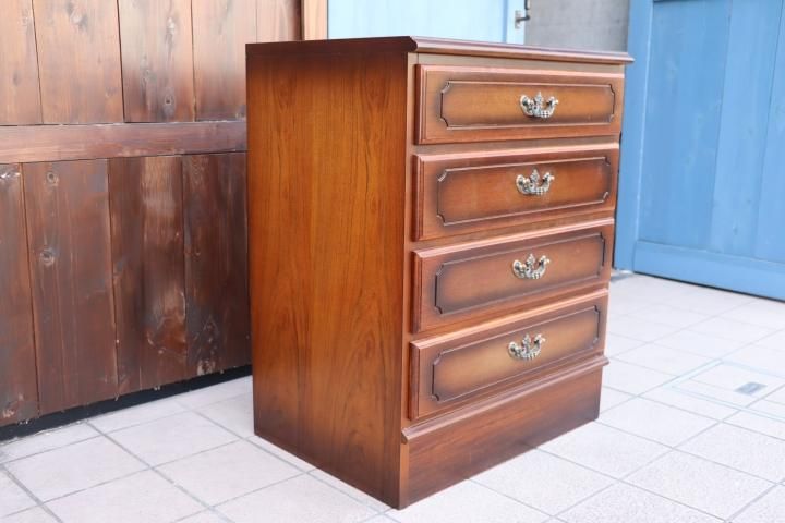 Karimoku(カリモク家具)の人気シリーズCOLONIAL(コロニアル)の Karimoku(カリモク家具)の人気シリーズCOLONIAL(コロニアル)の