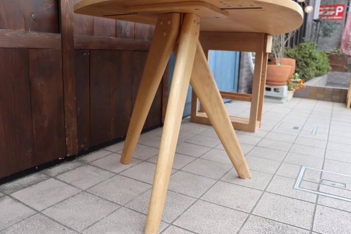 MIKIMOKU(ミキモク)のメープル無垢材を使用したナチュラルな MIKIMOKU(ミキモク)のメープル無垢材を使用したナチュラルな