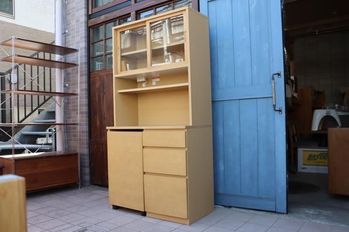 値下げ/人気の無印良品(MUJI)のオーク材 カップボードです 値下げ/人気の無印良品(MUJI)のオーク材 カップボードです