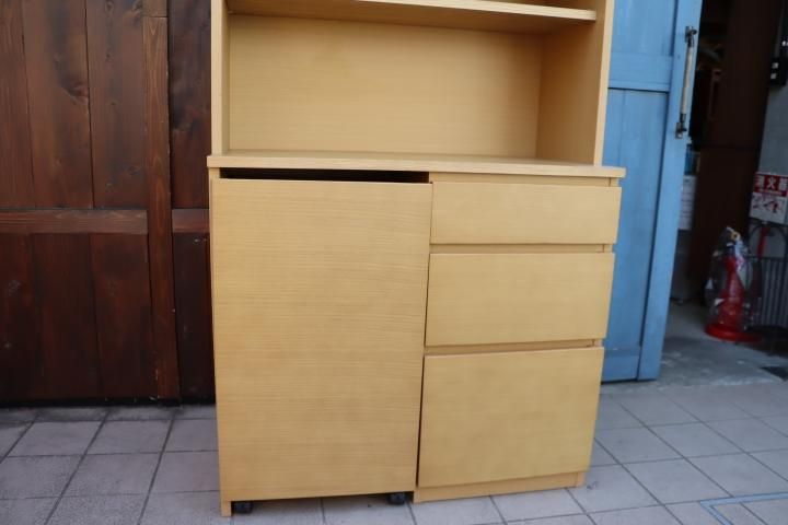 値下げ/人気の無印良品(MUJI)のオーク材 カップボードです 値下げ/人気の無印良品(MUJI)のオーク材 カップボードです