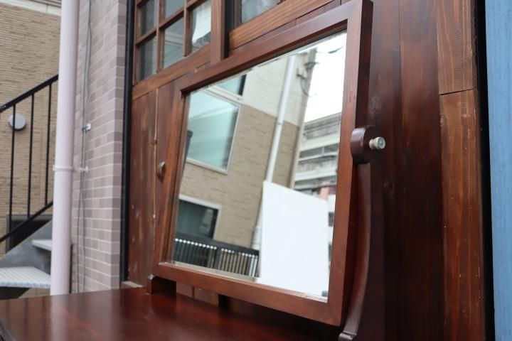 松本民芸家具のT型 ドレッサーのご紹介です。ミズメザクラ無垢材 松本民芸家具のT型 ドレッサーのご紹介です。ミズメザクラ無垢材