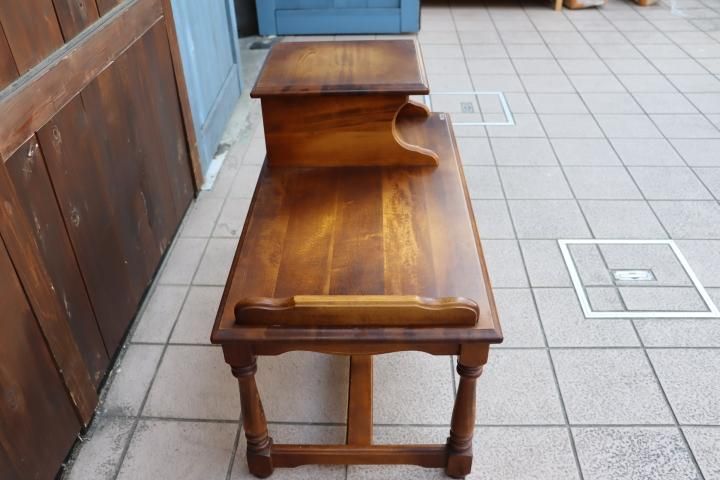 Karimoku(カリモク家具)のCOLONIAL(コロニアル)シリーズ Karimoku(カリモク家具)のCOLONIAL(コロニアル)シリーズ