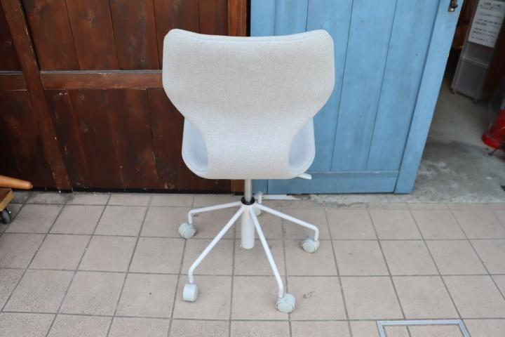 1人暮らしの学生の方にもおススメ!無印良品(MUJI)の成型合板 1人暮らしの学生の方にもおススメ!無印良品(MUJI)の成型合板