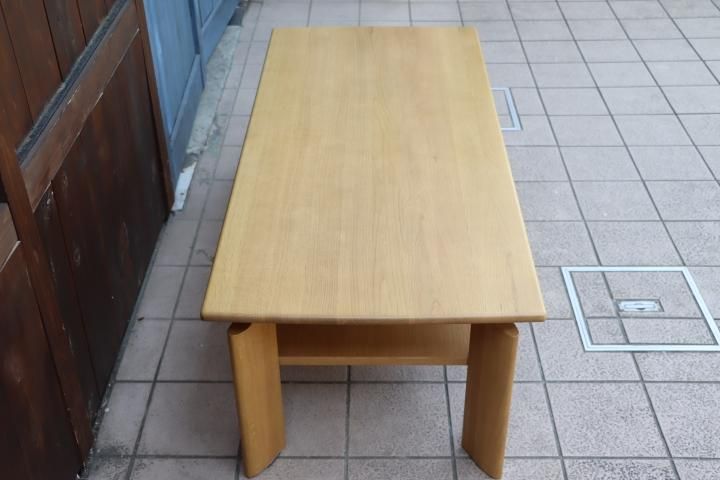 karimoku(カリモク家具)のオーク材を使用したTU4410センター karimoku(カリモク家具)のオーク材を使用したTU4410センター