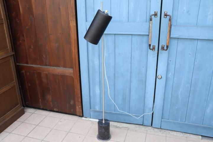 値下げ/DI CLASSE(ディクラッセ)のBinario floor lamp 値下げ/DI CLASSE(ディクラッセ)のBinario floor lamp
