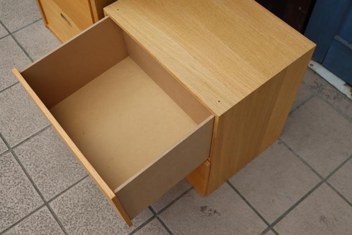 人気の無印良品(MUJI)のオーク材 3段スタッキングシェルフ 人気の無印良品(MUJI)のオーク材 3段スタッキングシェルフ