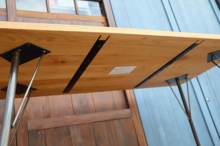 BIMAKES(ビメイクス)のSHINBASU(シンバス) オーク無垢材 BIMAKES(ビメイクス)のSHINBASU(シンバス) オーク無垢材
