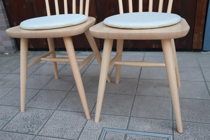 IDC OTSUKA(大塚家具)取り扱いの日本で唯一の曲木家具専門 IDC OTSUKA(大塚家具)取り扱いの日本で唯一の曲木家具専門