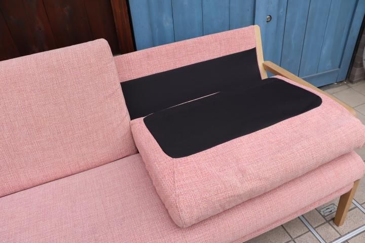 値下げ/karimoku(カリモク家具)のWU4512 2人掛けソファーです 値下げ/karimoku(カリモク家具)のWU4512 2人掛けソファーです