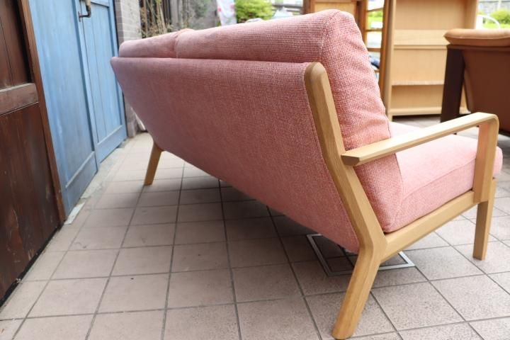 値下げ/karimoku(カリモク家具)のWU4512 2人掛けソファーです 値下げ/karimoku(カリモク家具)のWU4512 2人掛けソファーです