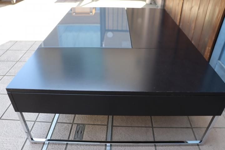 北欧デンマークのブランドBoConcept(ボーコンセプト)のChiva コーヒー ... ボーコンセプト コーヒーテーブル 収納付 可動式センターテーブル デンマーク