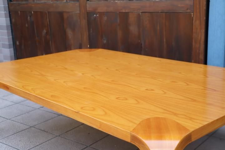 天童木工(TENDO)のロングセラー商品、乾三郎の座卓(板目) W121cm 天童木工(TENDO)のロングセラー商品、乾三郎の座卓(板目) W121cm