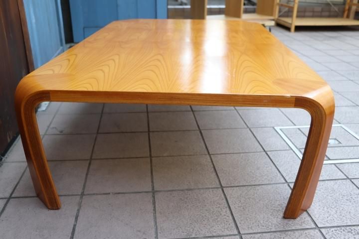 天童木工(TENDO)のロングセラー商品、乾三郎の座卓(板目) W121cm 天童木工(TENDO)のロングセラー商品、乾三郎の座卓(板目) W121cm