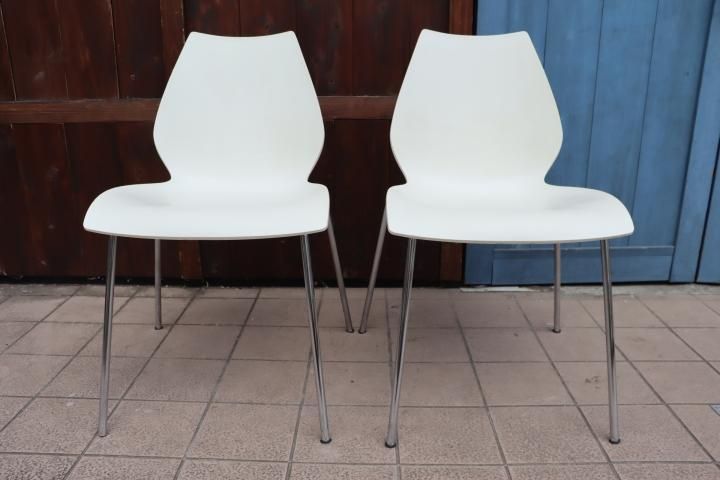 Cassina(カッシーナ)取り扱いのメーカーKartell(カルテル)の Cassina(カッシーナ)取り扱いのメーカーKartell(カルテル)の