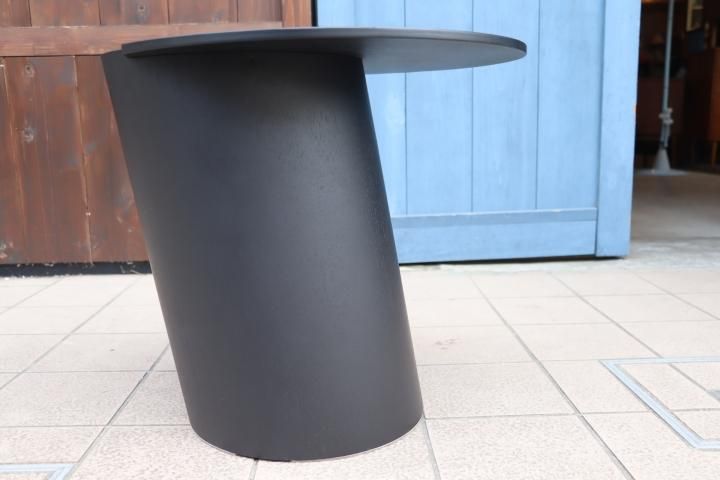 CRASSEVIG(クラスヴィッグ) Bias(バイアス) サイド丸テーブル イタリアのデザイナーズ家具ブランドCRASSEVIG(クラスヴィッグ