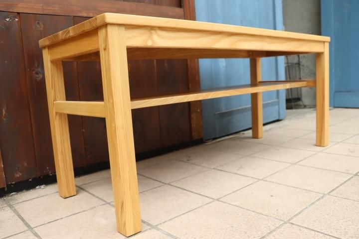 無印良品(MUJI)の稀少なタモ材木製ベンチです。タモ無垢材を使用 無印良品(MUJI)の稀少なタモ材木製ベンチです。タモ無垢材を使用