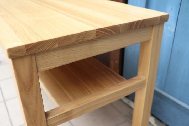 無印良品(MUJI)の稀少なタモ材木製ベンチです。タモ無垢材を使用 無印良品(MUJI)の稀少なタモ材木製ベンチです。タモ無垢材を使用