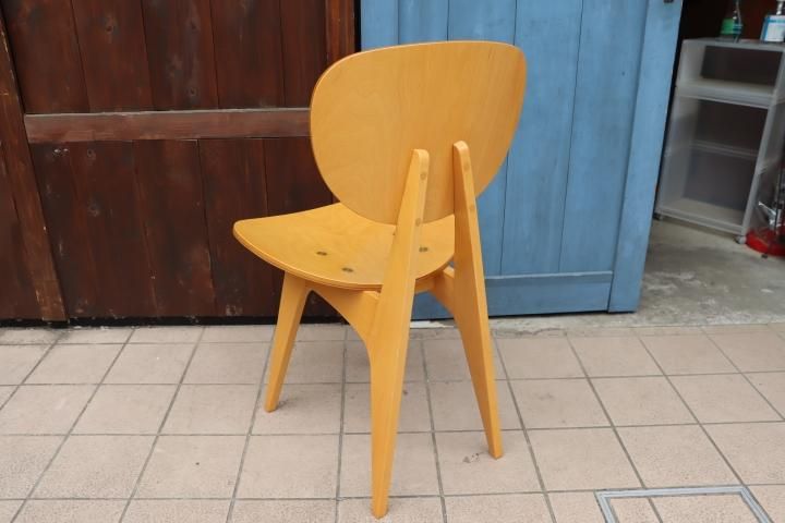 IDEE(イデー)で取り扱われている長大作デザインのダイニング IDEE(イデー)で取り扱われている長大作デザインのダイニング