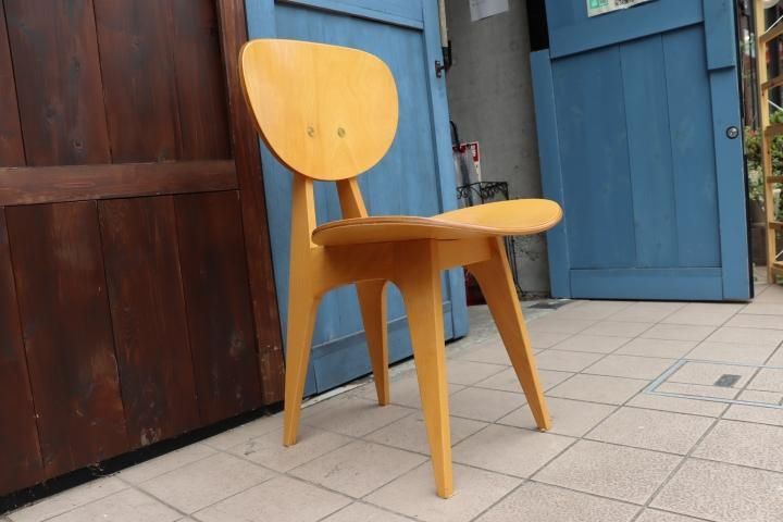 IDEE(イデー)で取り扱われている長大作デザインのダイニング IDEE(イデー)で取り扱われている長大作デザインのダイニング