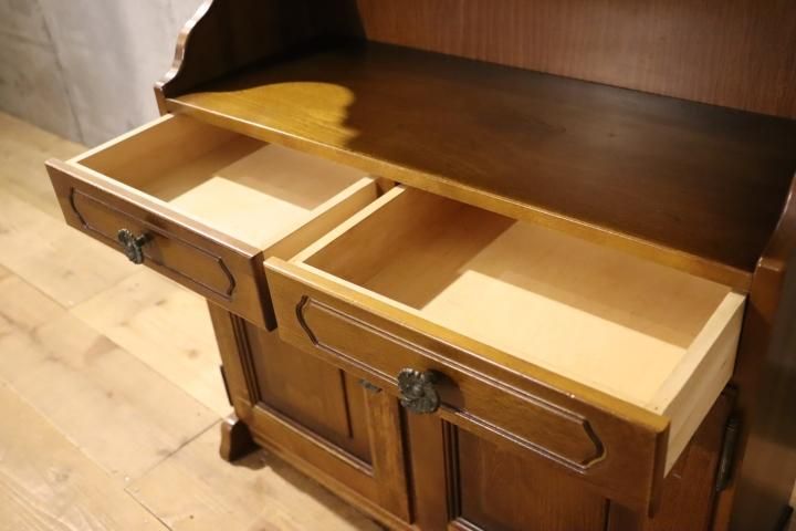 karimoku(カリモク家具)の人気シリーズCOLONIAL(コロニアル)の karimoku(カリモク家具)の人気シリーズCOLONIAL(コロニアル)の