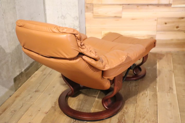 北欧ノルウェーのメーカーEKORNES(エコーネス)社のストレスレスチェアー レノ(M)です！！リビングはもちろんシアタールームなどにおススメの 北欧デザインのパーソナルチェアー♪ - kokoelma -ココエルマ- 雑貨・中古家具・北欧家具・アンティーク家具の通販 インテリア ...