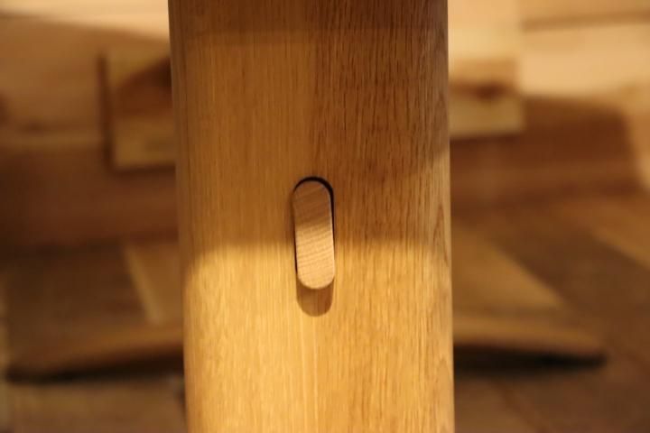 飛騨高山の家具メーカー キツツキマークの飛騨産業(HIDA)。森の 飛騨高山の家具メーカー キツツキマークの飛騨産業(HIDA)。森の