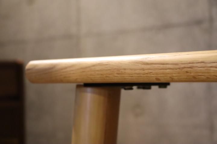 IDC OTSUKA(大塚家具)で取り扱いのあった ユノ3 レッドオーク材 IDC OTSUKA(大塚家具)で取り扱いのあった ユノ3 レッドオーク材