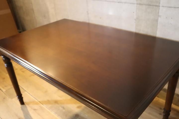 Karimoku(カリモク家具)のCOLONIAL(コロニアル)シリーズの Karimoku(カリモク家具)のCOLONIAL(コロニアル)シリーズの