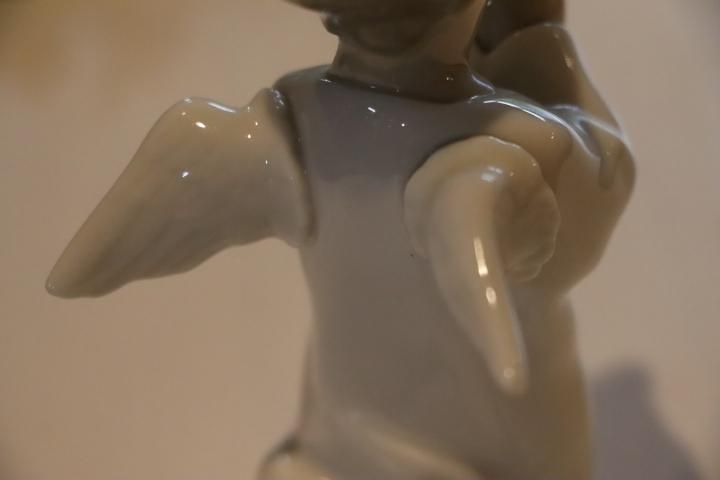 スペインLLADRO(リヤドロ)社の陶器人形の置物『フィギュリン スペインLLADRO(リヤドロ)社の陶器人形の置物『フィギュリン
