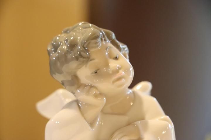 スペインLLADRO(リヤドロ)社の陶器人形の置物『フィギュリン スペインLLADRO(リヤドロ)社の陶器人形の置物『フィギュリン