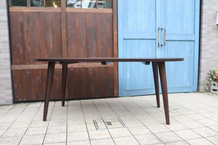 飛騨の家具メーカーKASHIWA(柏木工)の無垢材オーバル型 飛騨の家具メーカーKASHIWA(柏木工)の無垢材オーバル型