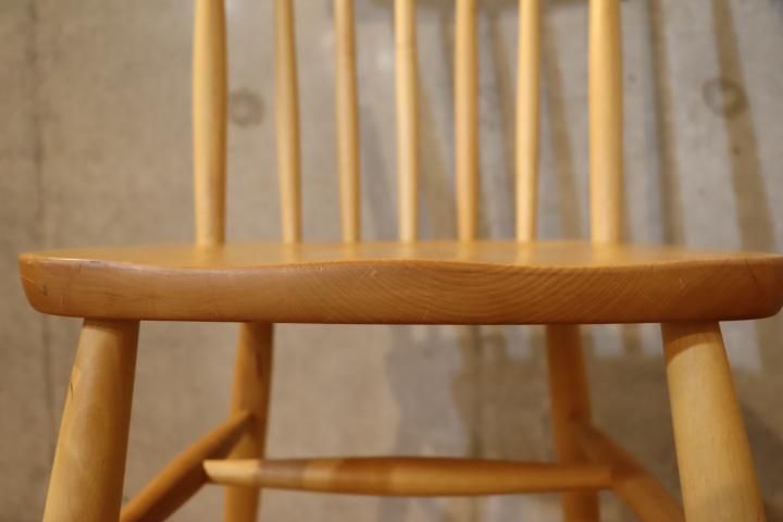 MOMO natural(モモナチュラル)のダイニングチェア2脚セット。アルダー