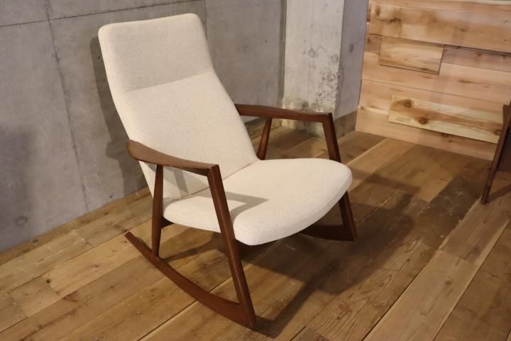 飛騨高山の家具メーカー日進木工(nissin)のWHITE WOOD(ホワイト 飛騨高山の家具メーカー日進木工(nissin)のWHITE WOOD(ホワイト