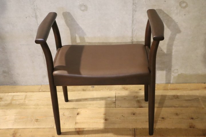 maturite(マチュリテ)で取り扱われていたオーク材 Po Chair(ポー