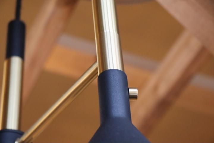 ANREC(アンレック)の3灯タイプのペンダントライトAllure3(アルーア)/ARC-B048です。スチールと真鍮を使用したノスタルジックな天井照明 はブルックリンスタイル工業系の男前インテリアに。 - kokoelma -ココエルマ- 雑貨・中古家具・北欧家具・アンティーク家具の通販 